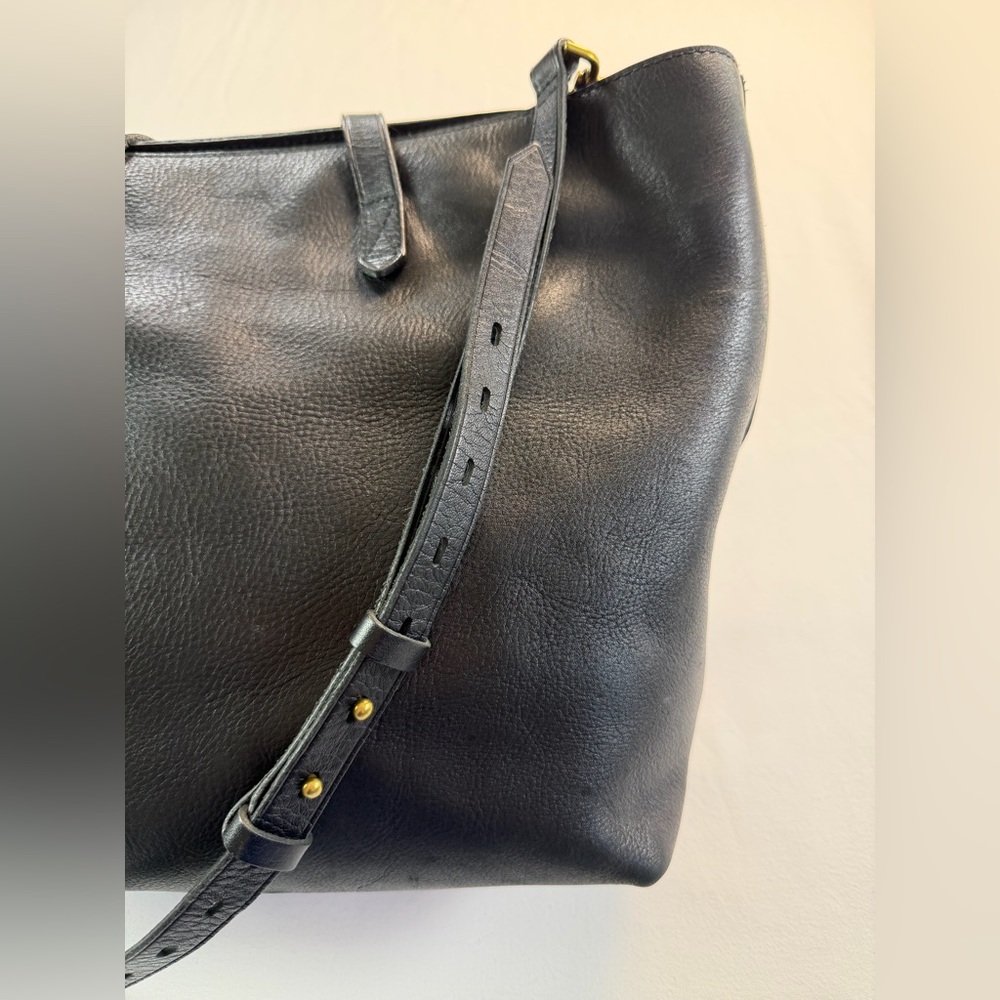 Madewell Zip Top Black Leather Transport Bag - Picture 6 of 12